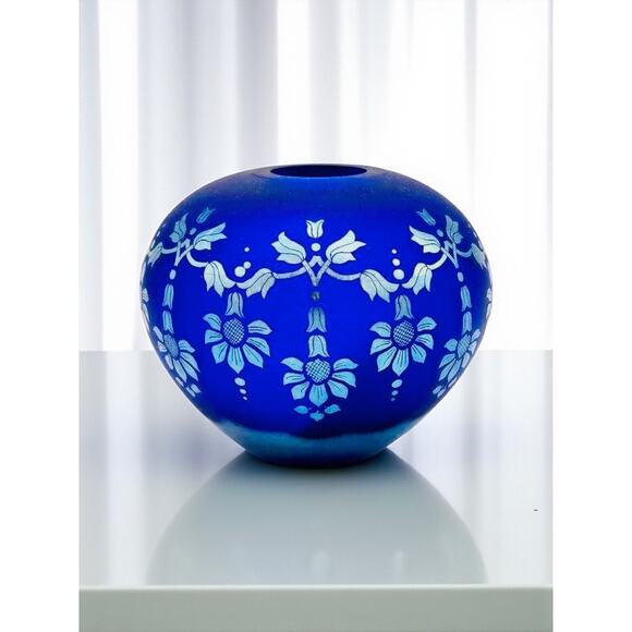 Fenton Favrene Satin Sunflower Vase-Limited Edition-Blue Art Glass-Etched-Cobalt - Picture 4 of 7